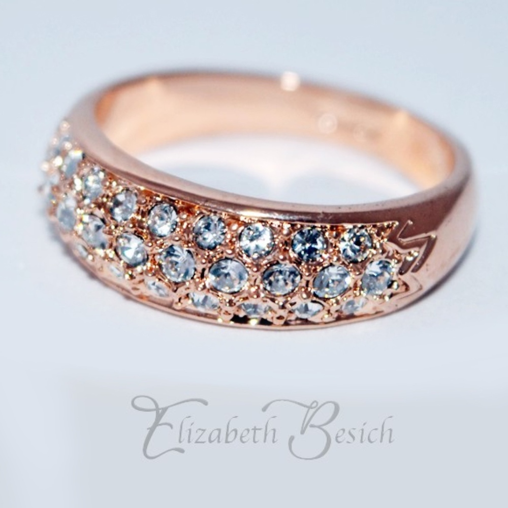 Exceptional Gold Ring